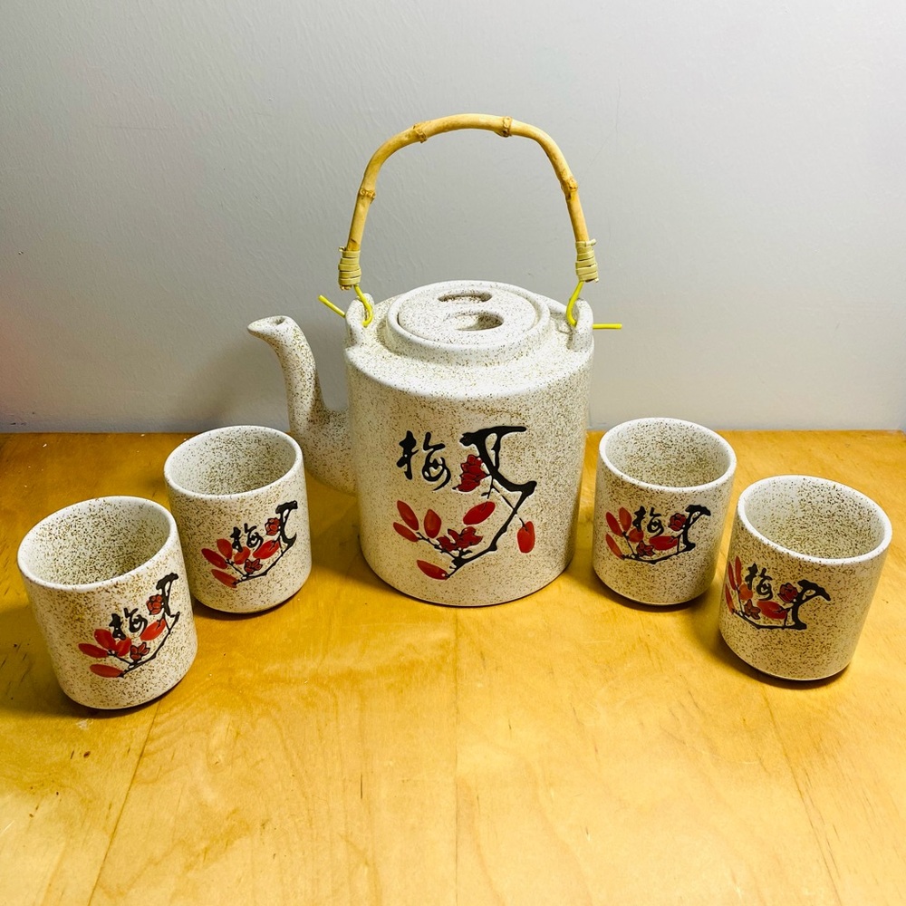 Elegant Stoneware Tea Set with Bamboo Handle